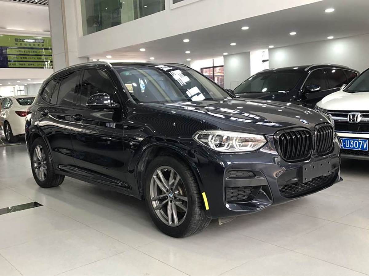 寶馬 寶馬X3  2019款  xDrive30i 領(lǐng)先型 M運(yùn)動套裝圖片