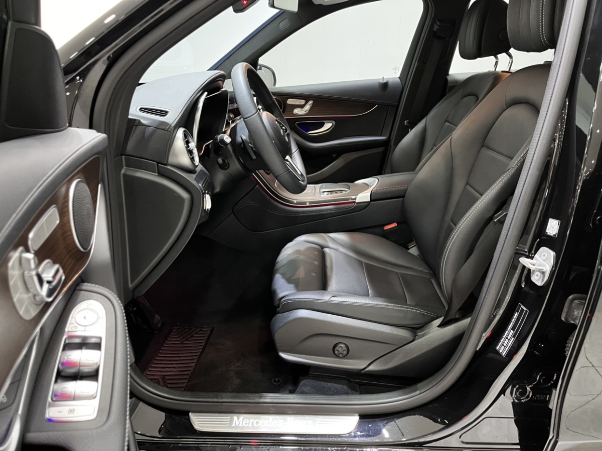 奔馳 奔馳GLC  2018款 改款 GLC 260 4MATIC 動感型圖片