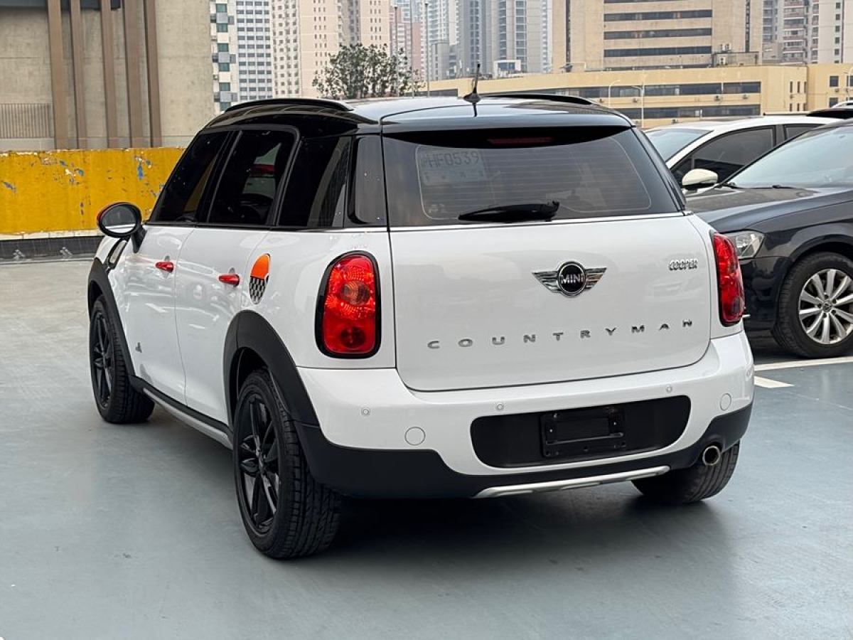 MINI COUNTRYMAN  2016款 1.6T COOPER S ALL4 裝備控圖片