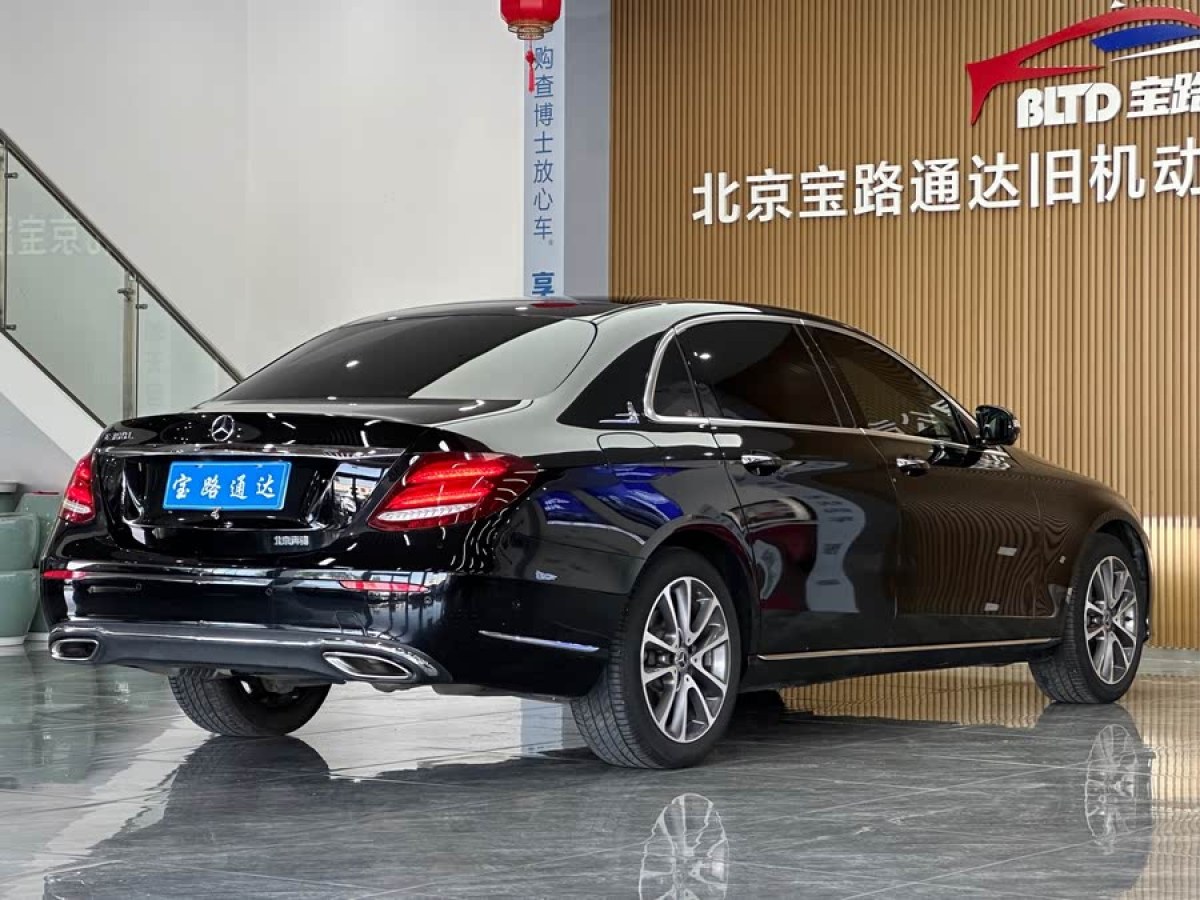 奔馳 奔馳E級  2019款 改款 E 300 L 豪華型圖片
