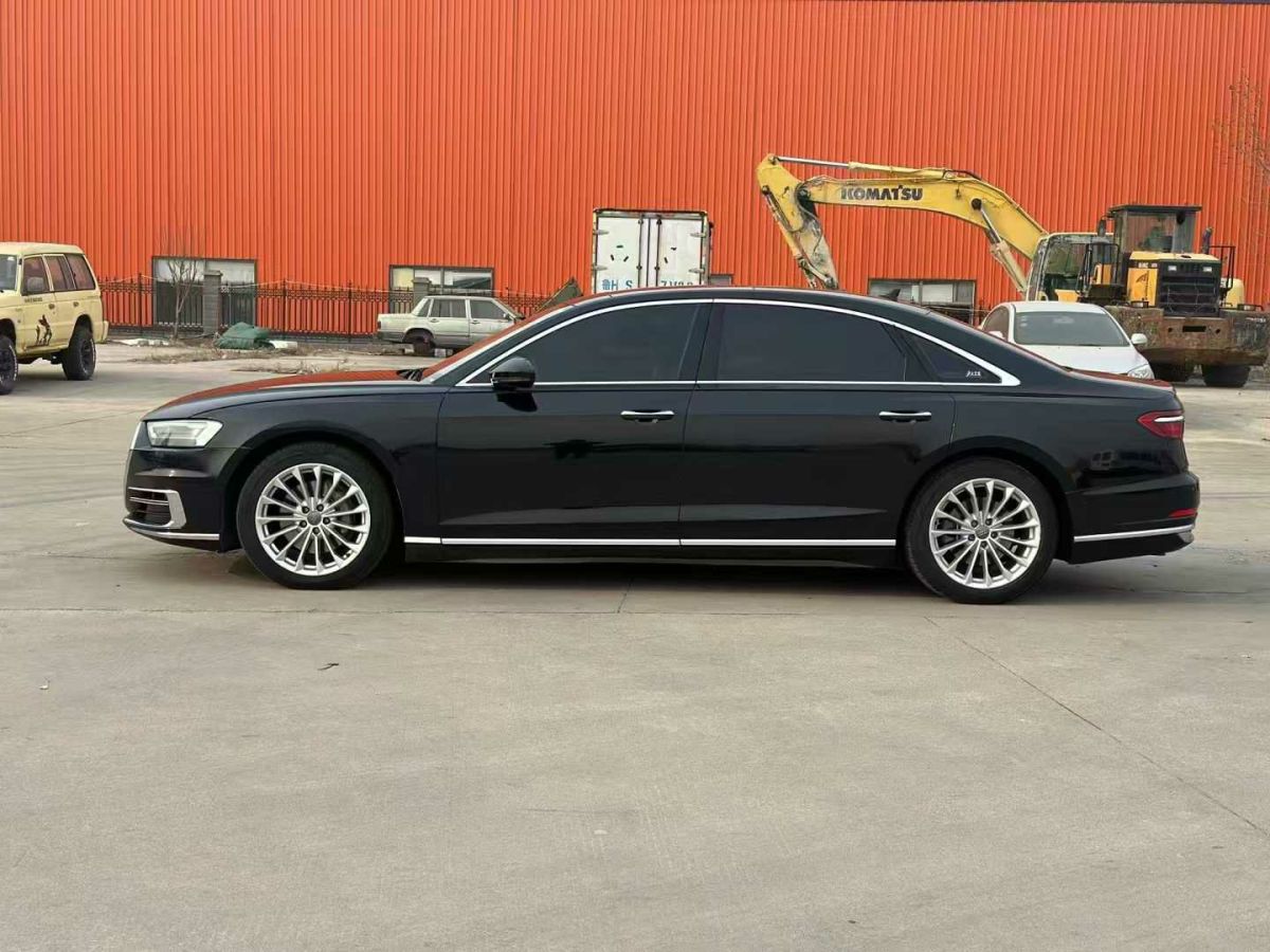 奧迪 奧迪S8  2020款 S8L 4.0TFSI quattro圖片