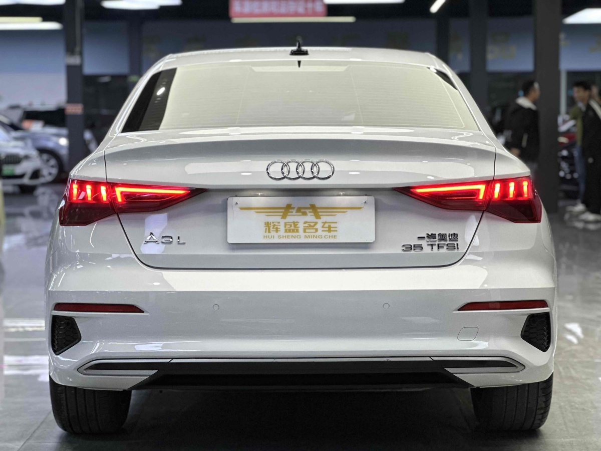 奧迪 奧迪A3  2021款 Sportback 35 TFSI 進(jìn)取致雅型圖片