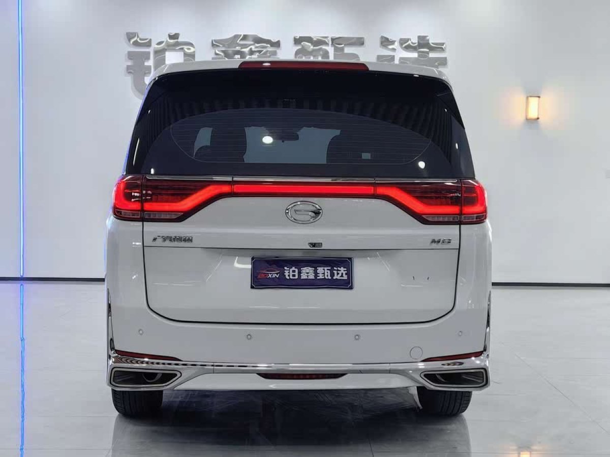廣汽傳祺 M8  2024款 領(lǐng)秀系列 390T 豪華版圖片