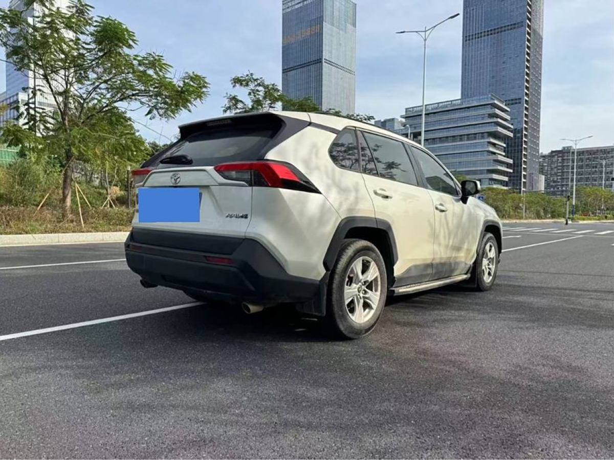 2019年12月豐田 RAV4榮放  2020款 2.0L CVT兩驅(qū)都市版