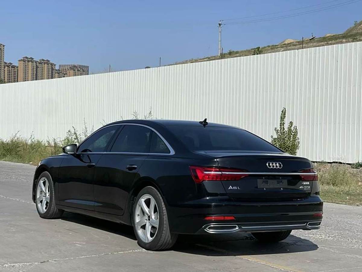 奥迪 奥迪A6L  2020款 45 TFSI quattro 尊享动感型图片