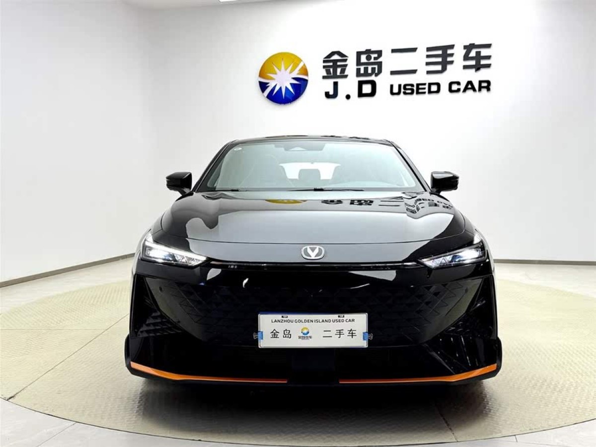 長(zhǎng)安 長(zhǎng)安UNI-V  2024款 1.5T 尊貴運(yùn)動(dòng)型圖片