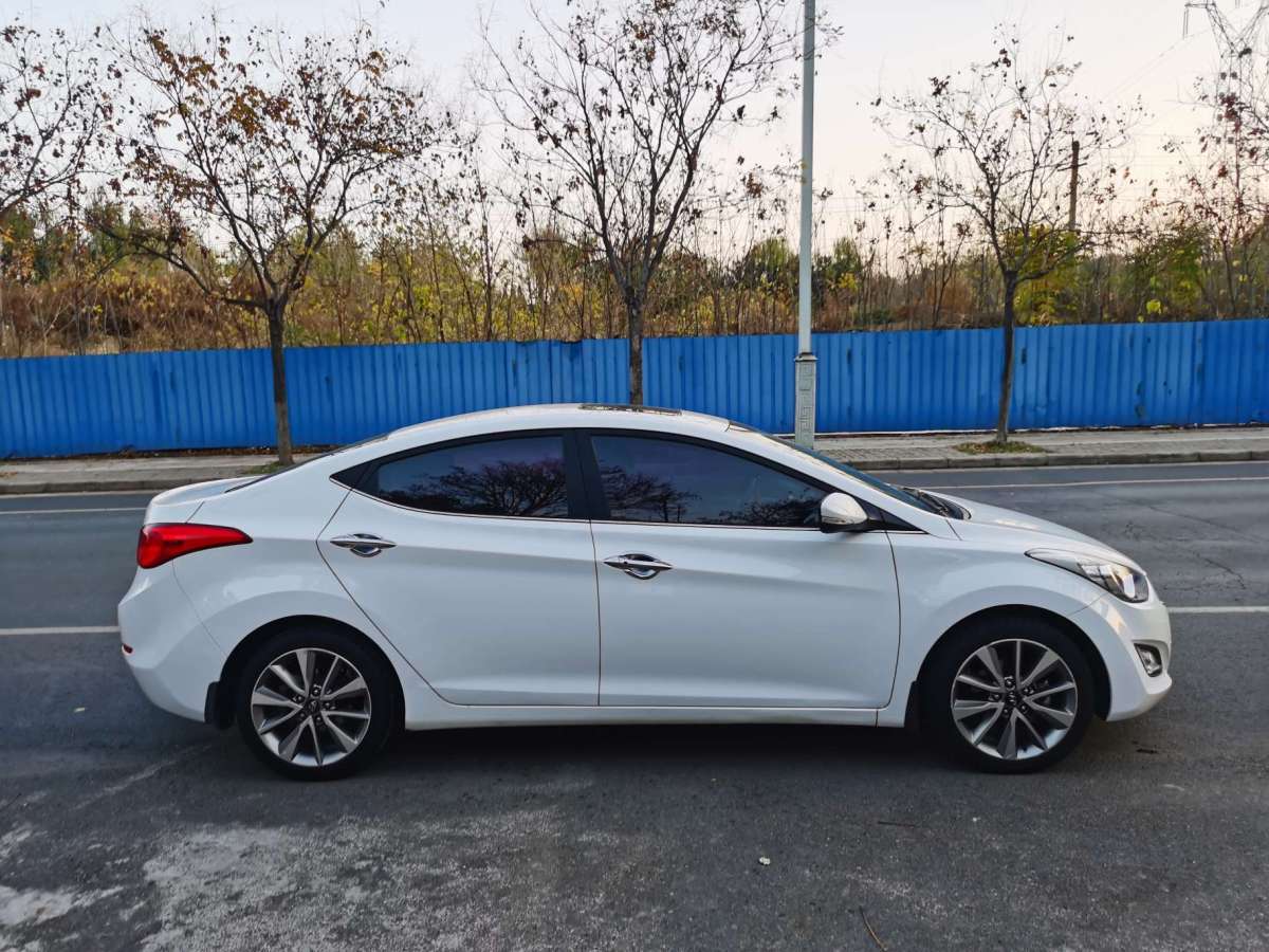 現(xiàn)代 朗動(dòng)  2015款 1.6L 自動(dòng)領(lǐng)先型圖片