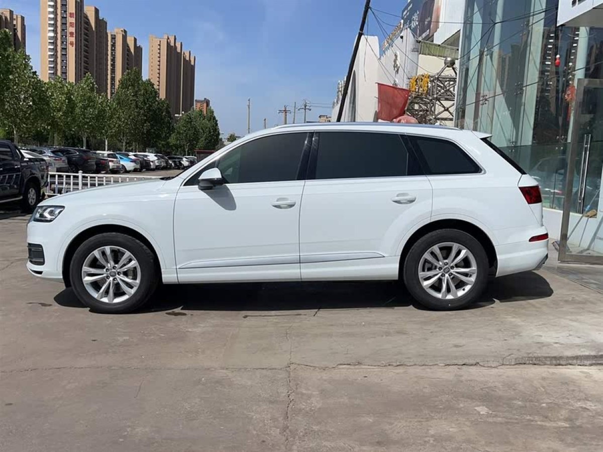 奧迪 奧迪Q7  2016款 45 TFSI 技術(shù)型圖片