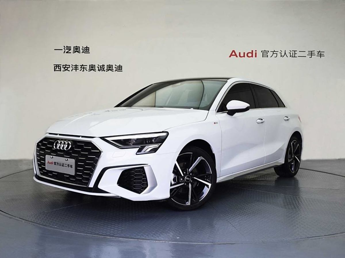 2022年8月奧迪 奧迪A3  2022款 Sportback 35 TFSI RS套件燃速型