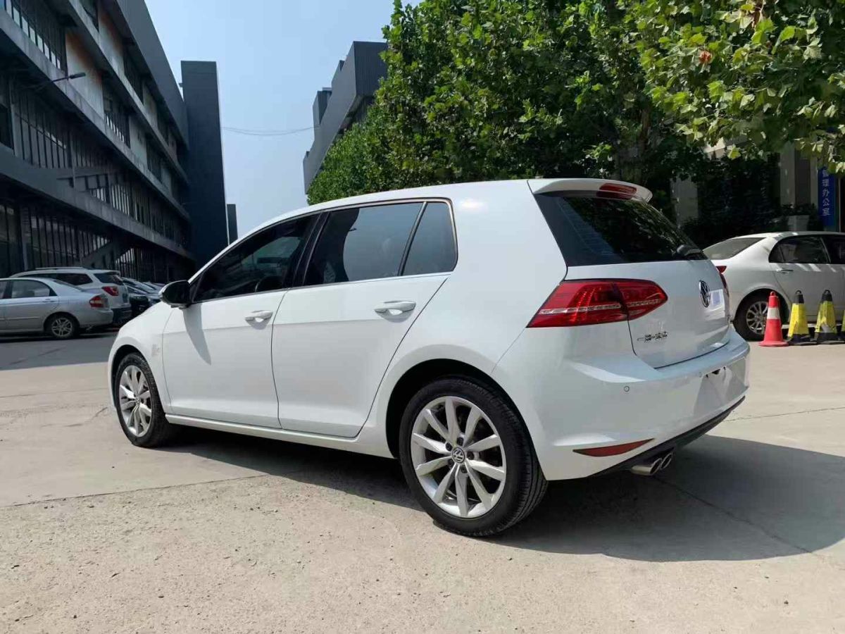 大眾 高爾夫  2015款 1.2TSI 自動(dòng)舒適型圖片