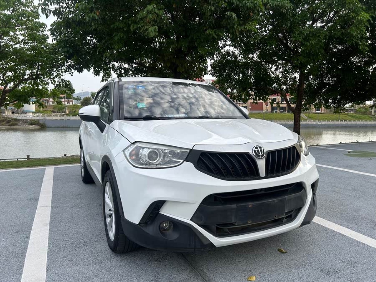 中華 V3  2016款 1.5L 自動(dòng)舒適型圖片