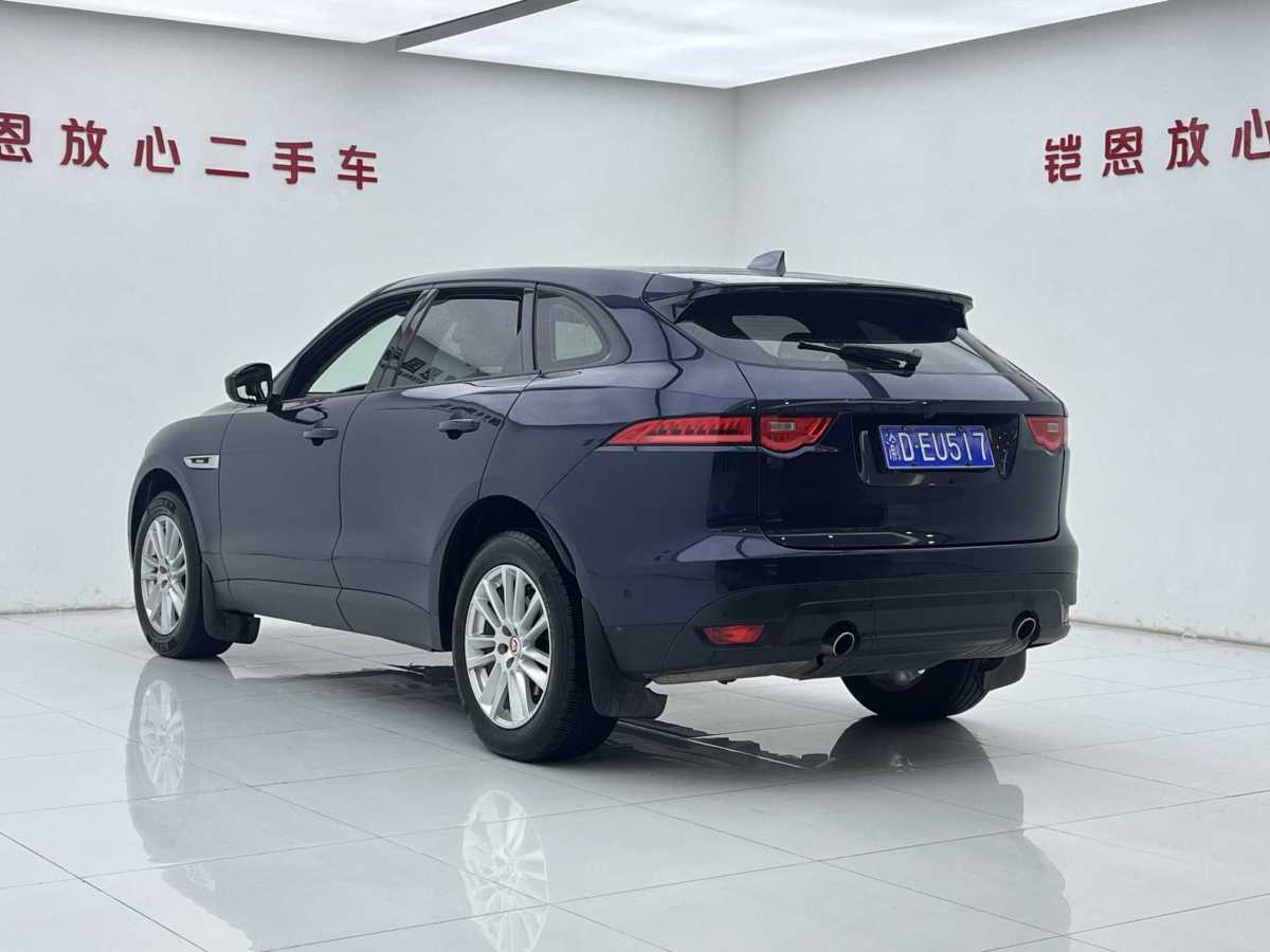 2016年5月捷豹 F-PACE  2016款 2.0T 兩驅(qū)都市尊享版