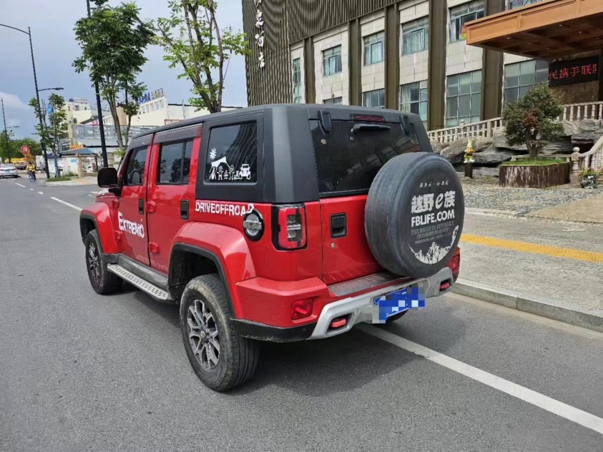 北京 BJ40  2019款  PLUS 2.3T 自動四驅(qū)尊享版 國VI圖片