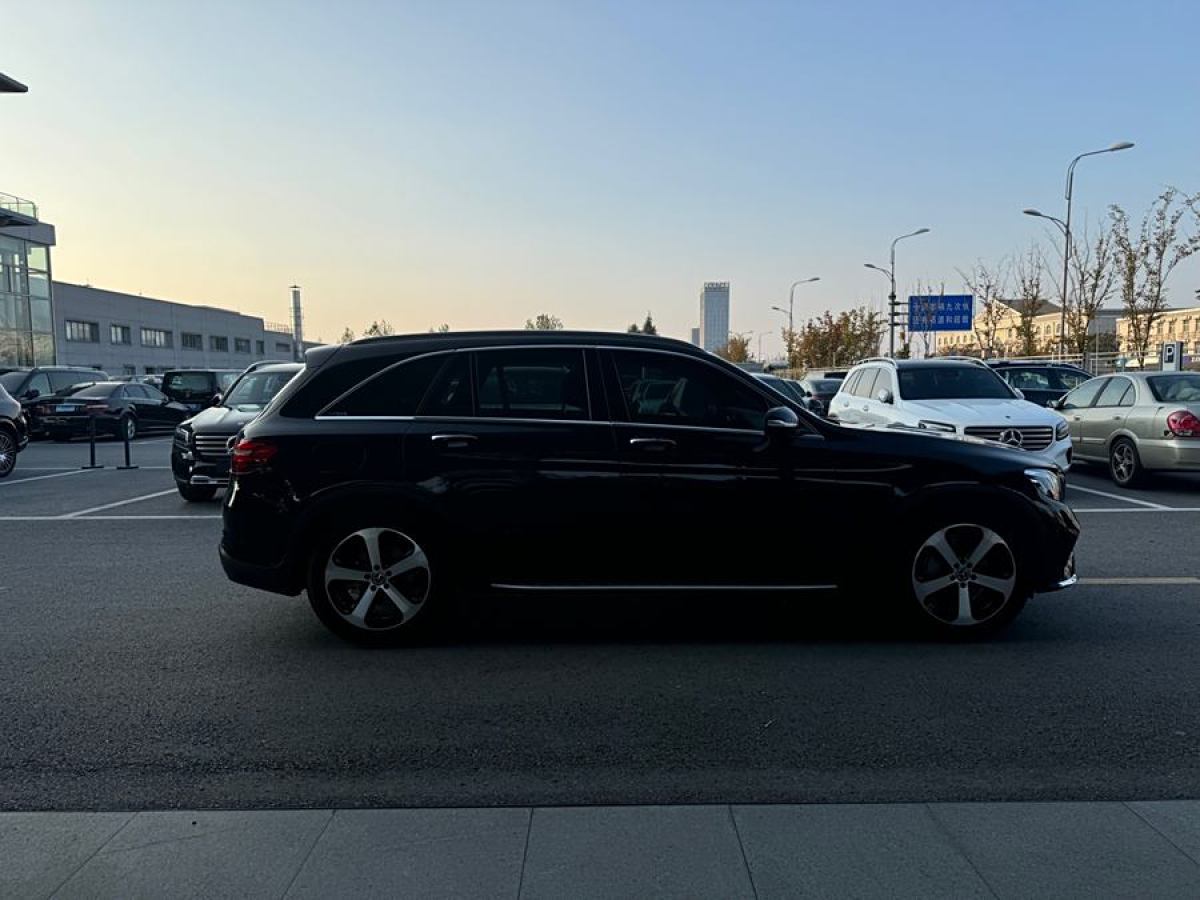 奔馳 奔馳GLC  2019款 改款 GLC 260 L 4MATIC 豪華型圖片