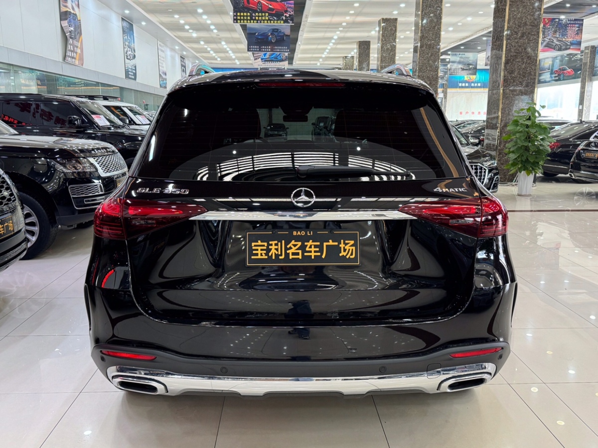 奔馳 奔馳GLE  2024款 GLE 350 4MATIC 時(shí)尚型圖片