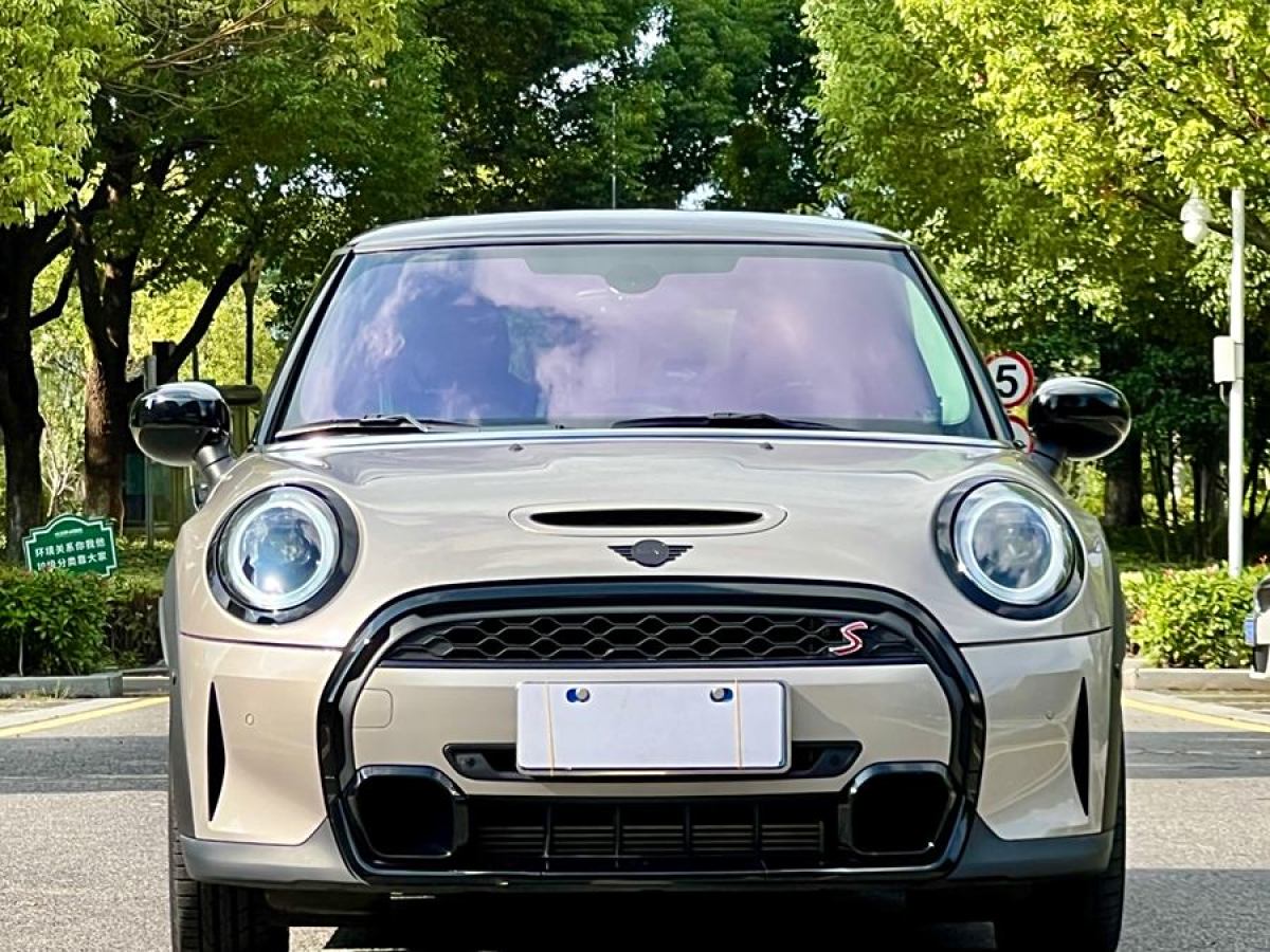 MINI MINI  2022款 改款 2.0T COOPER S 經典派圖片