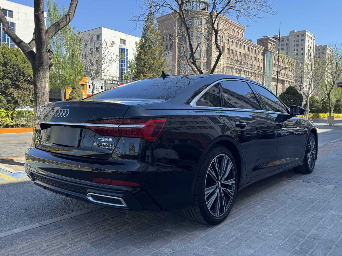 奧迪 奧迪A6L  2020款 45 TFSI quattro 臻選動(dòng)感型圖片