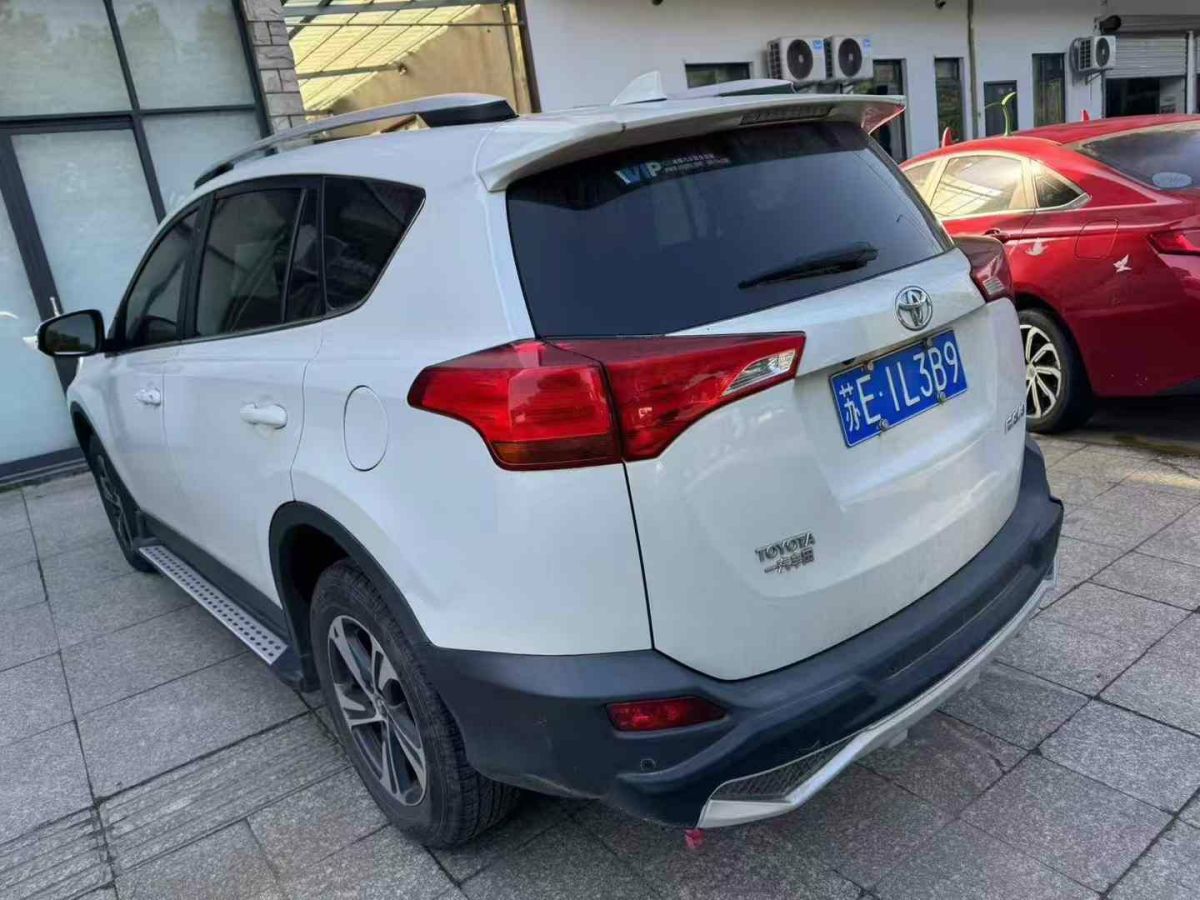 豐田 RAV4榮放  2015款 2.0L CVT兩驅(qū)都市版圖片