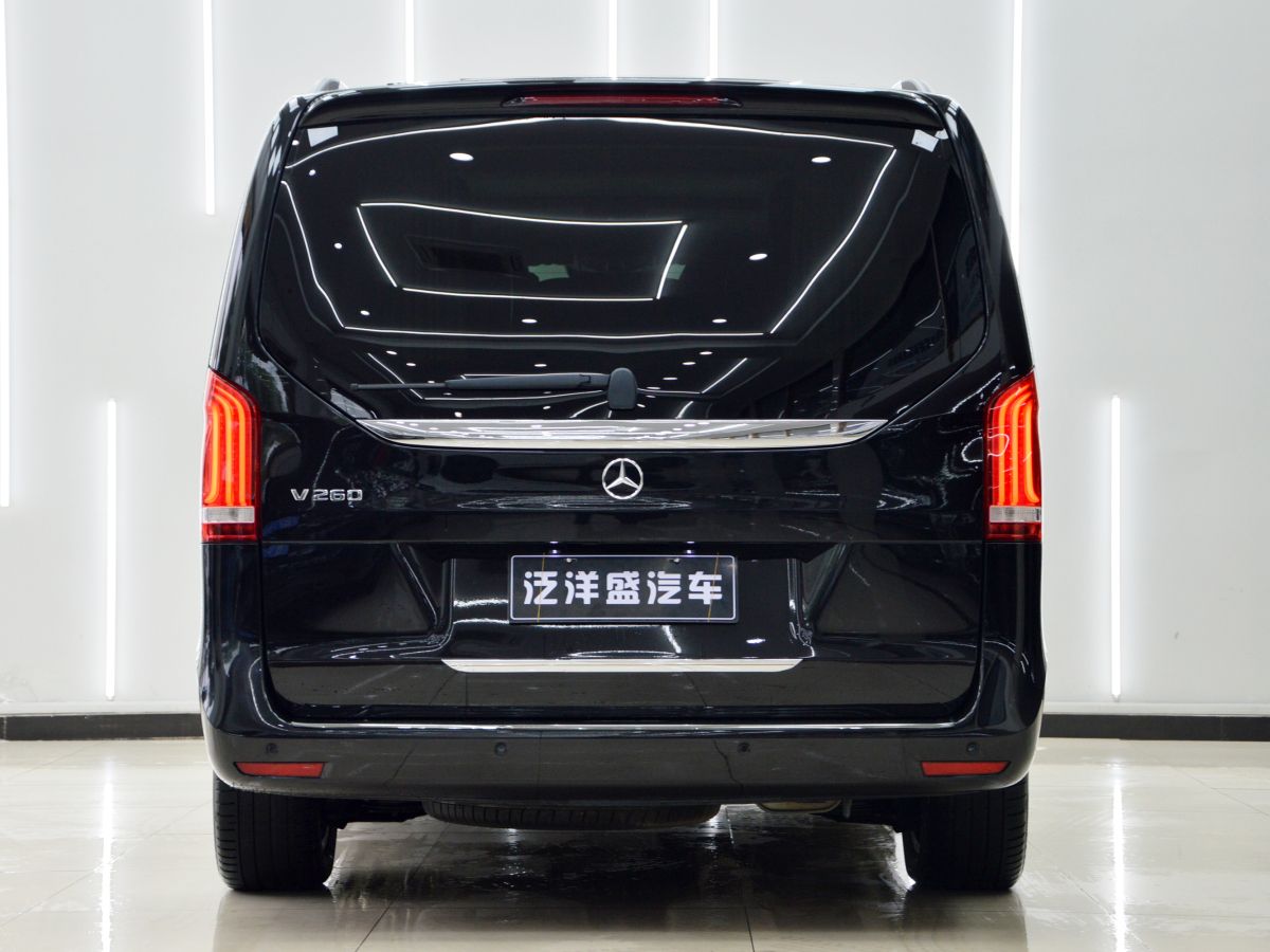 奔馳 V級  2022款 V 260 L 長軸距尊貴版圖片