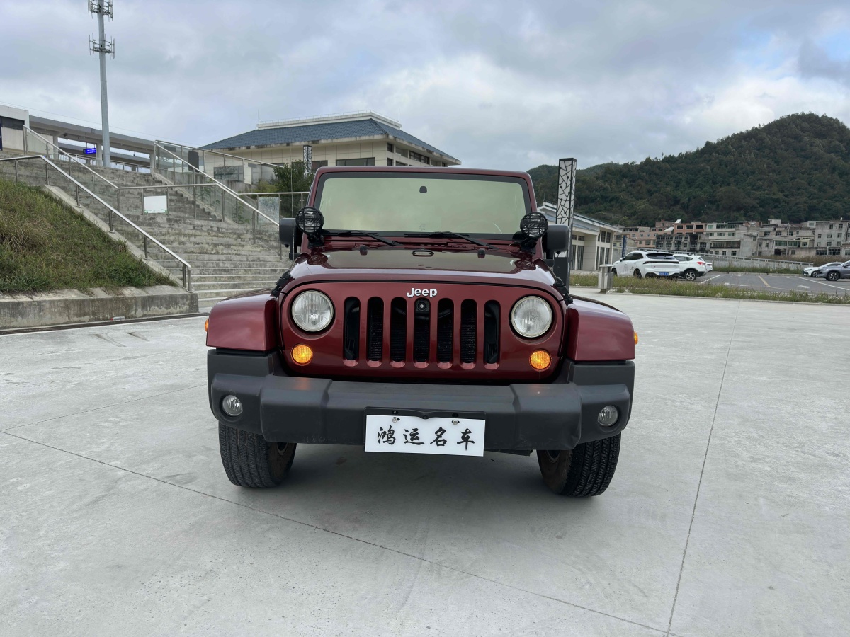 2008年6月Jeep 牧馬人  2008款 3.8L Sahara 兩門(mén)版