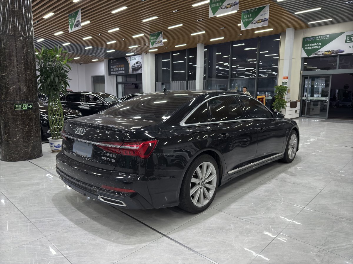 奧迪 奧迪A6L  2020款 45 TFSI 臻選動(dòng)感型圖片