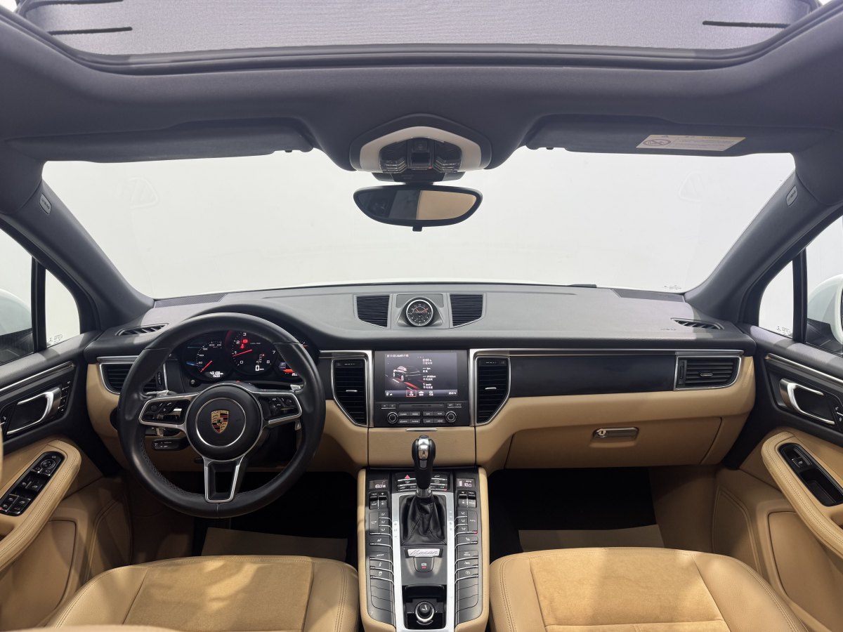 2018年9月保時(shí)捷 Macan  2017款 Macan 2.0T