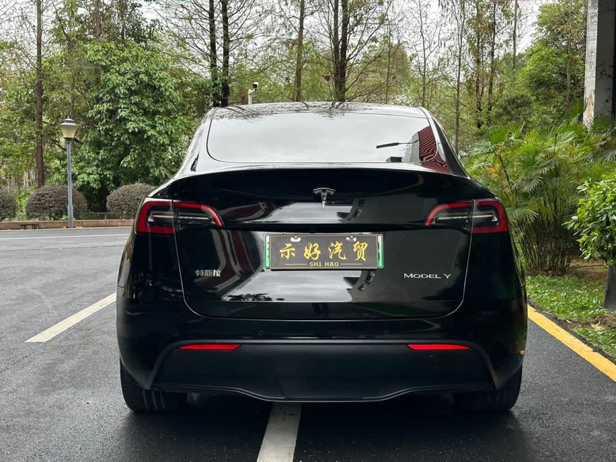 特斯拉 Model Y  2022款 改款 后輪驅(qū)動版圖片