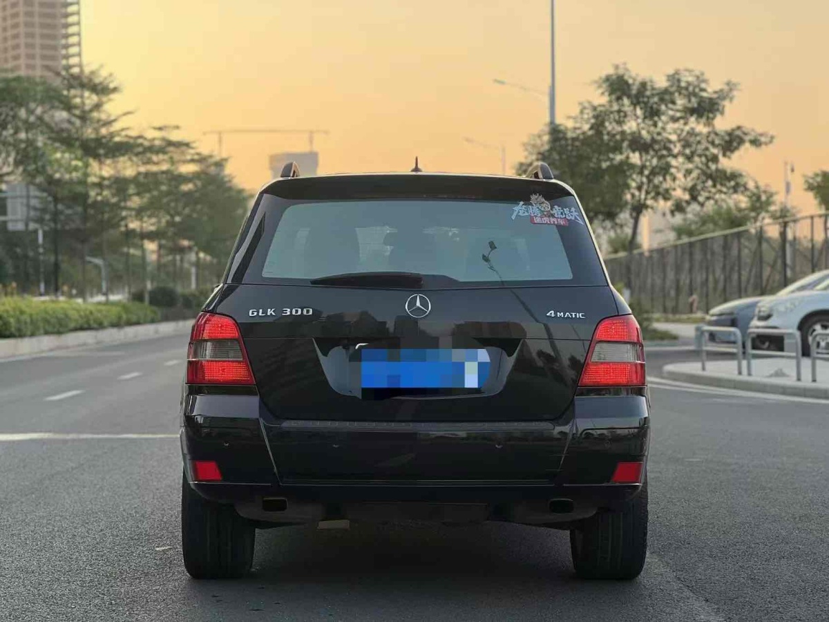 奔馳 奔馳GLK級  2011款 GLK 300 4MATIC 動感型圖片