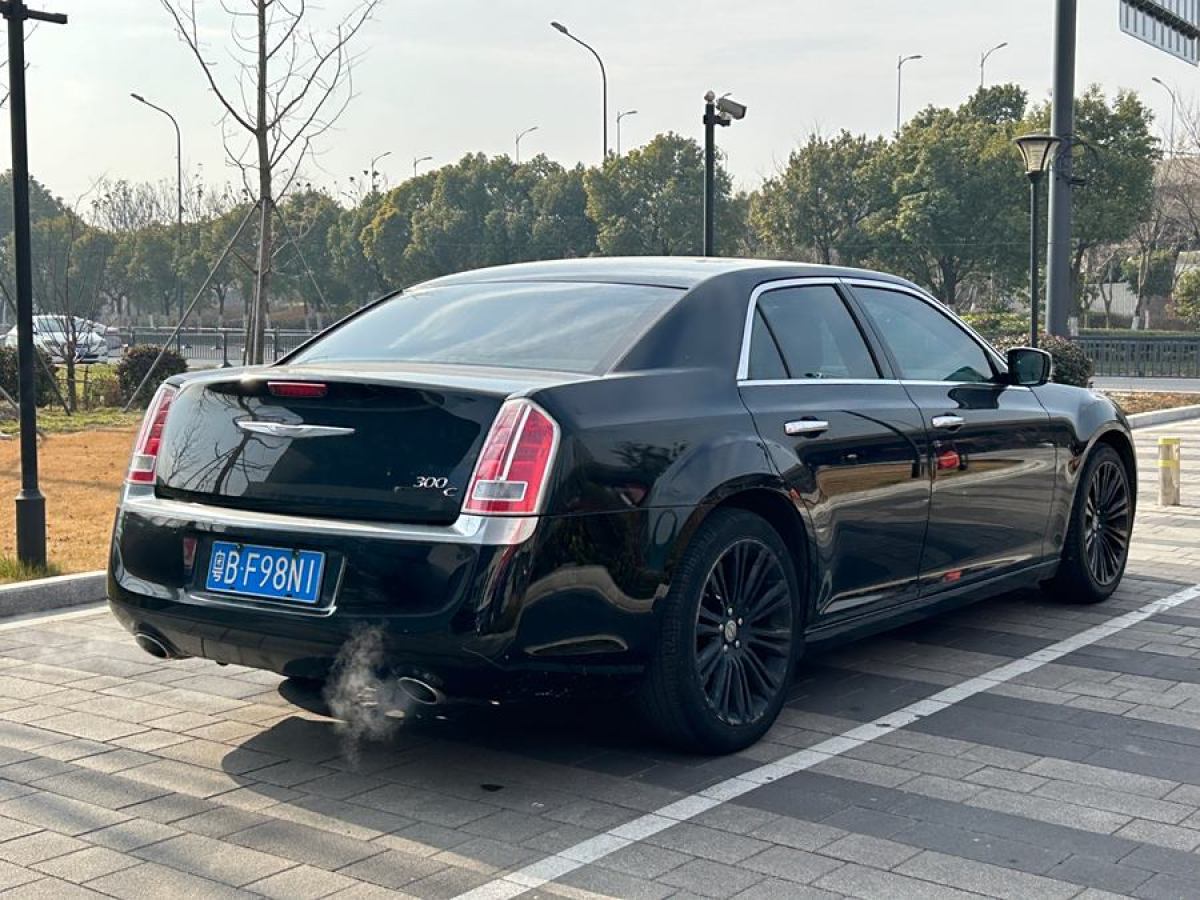 克萊斯勒 300C  2013款 3.6L 尊崇版圖片