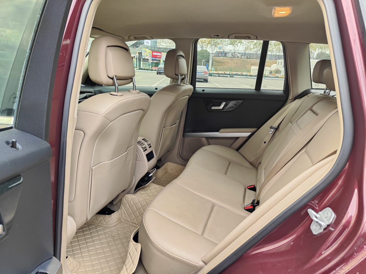 奔馳 奔馳GLK級(jí)  2011款 GLK 300 4MATIC 動(dòng)感型圖片