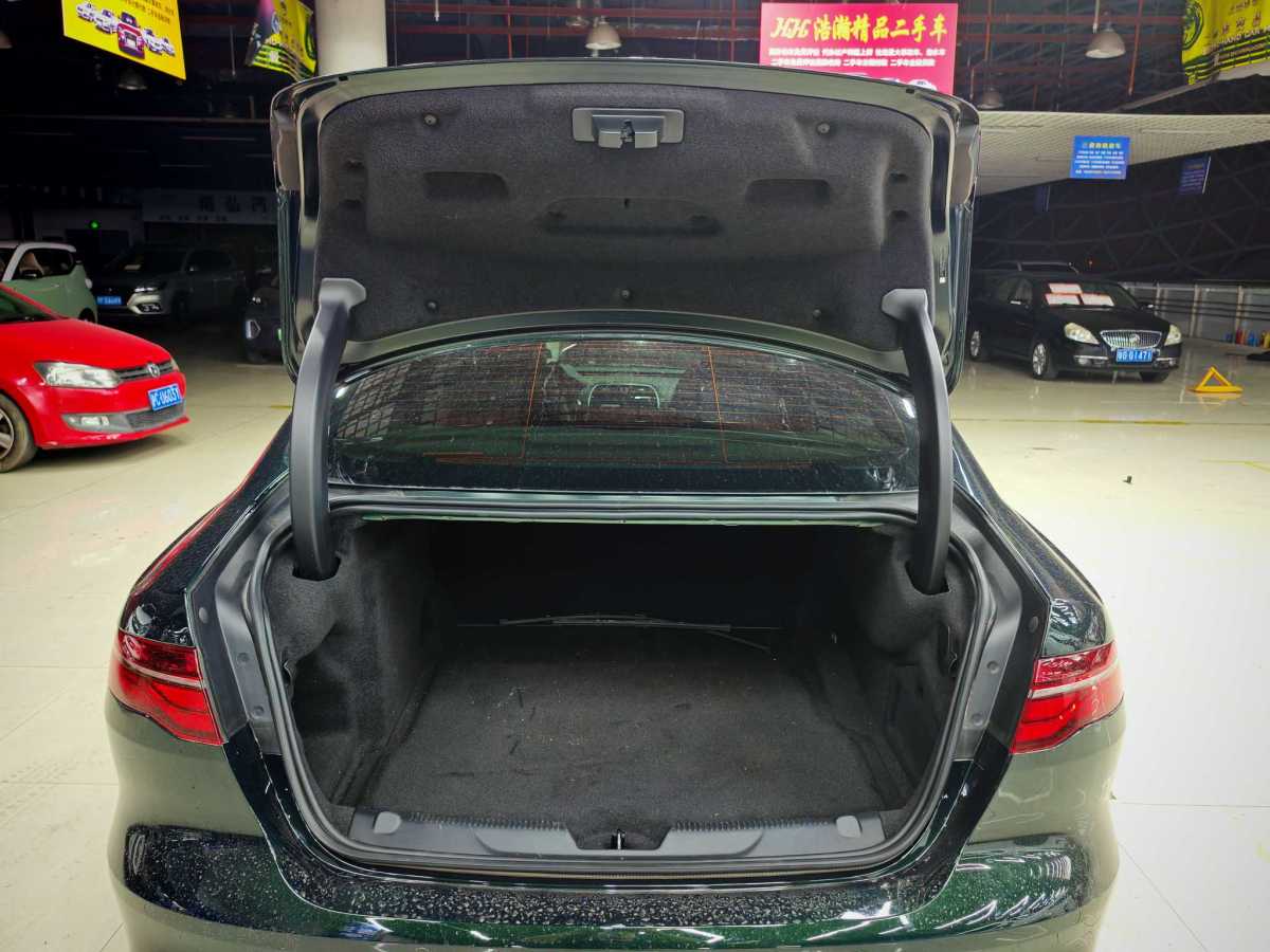 捷豹 XEL  2023款 2.0T 250PS R-DYNAMIC S進(jìn)取運(yùn)動(dòng)版圖片