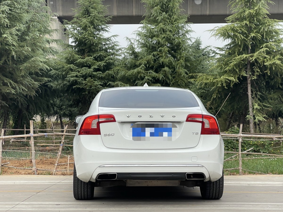 沃爾沃 S60  2015款 L 2.0T T5 智馭版圖片