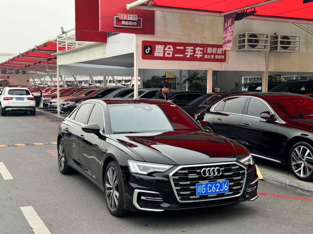 奧迪 奧迪A6L  2023款 改款 45 TFSI quattro 臻選動感型圖片