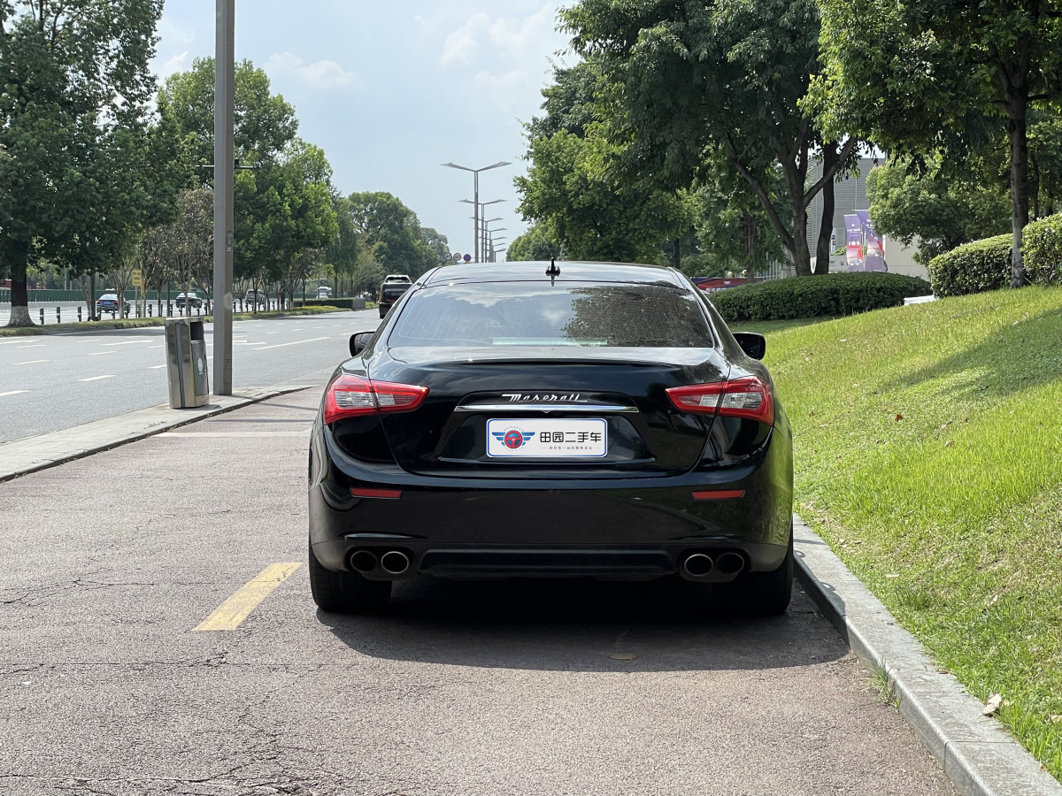 瑪莎拉蒂 Ghibli  2014款 3.0T 標(biāo)準(zhǔn)版圖片