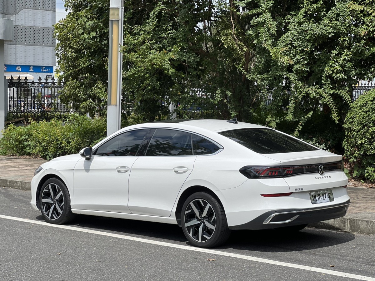 大眾 凌渡  2022款 凌渡L 280TSI DSG炫辣版圖片