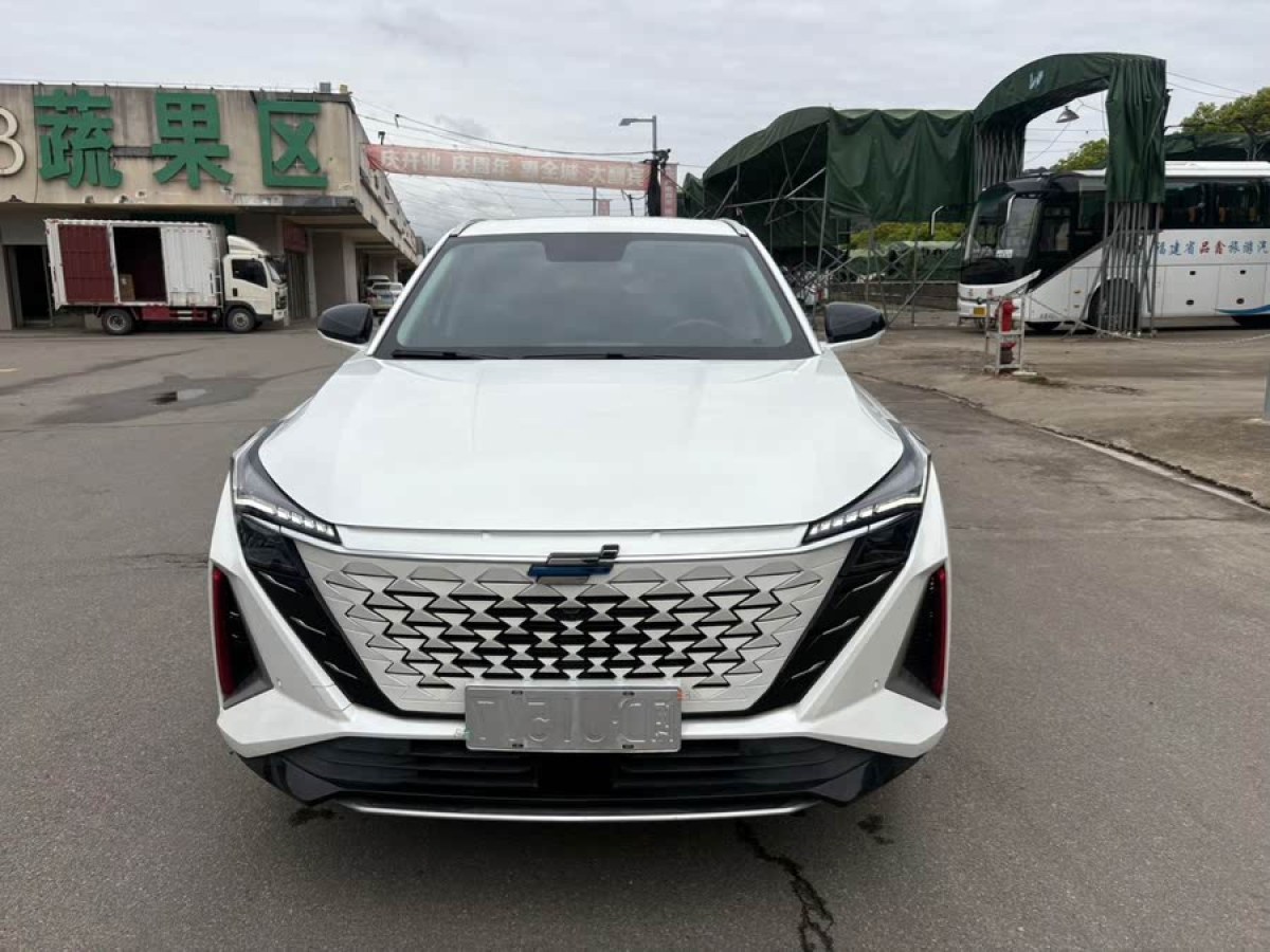長安歐尚 長安歐尚Z6  2022款 藍鯨 1.5T DCT智享型圖片