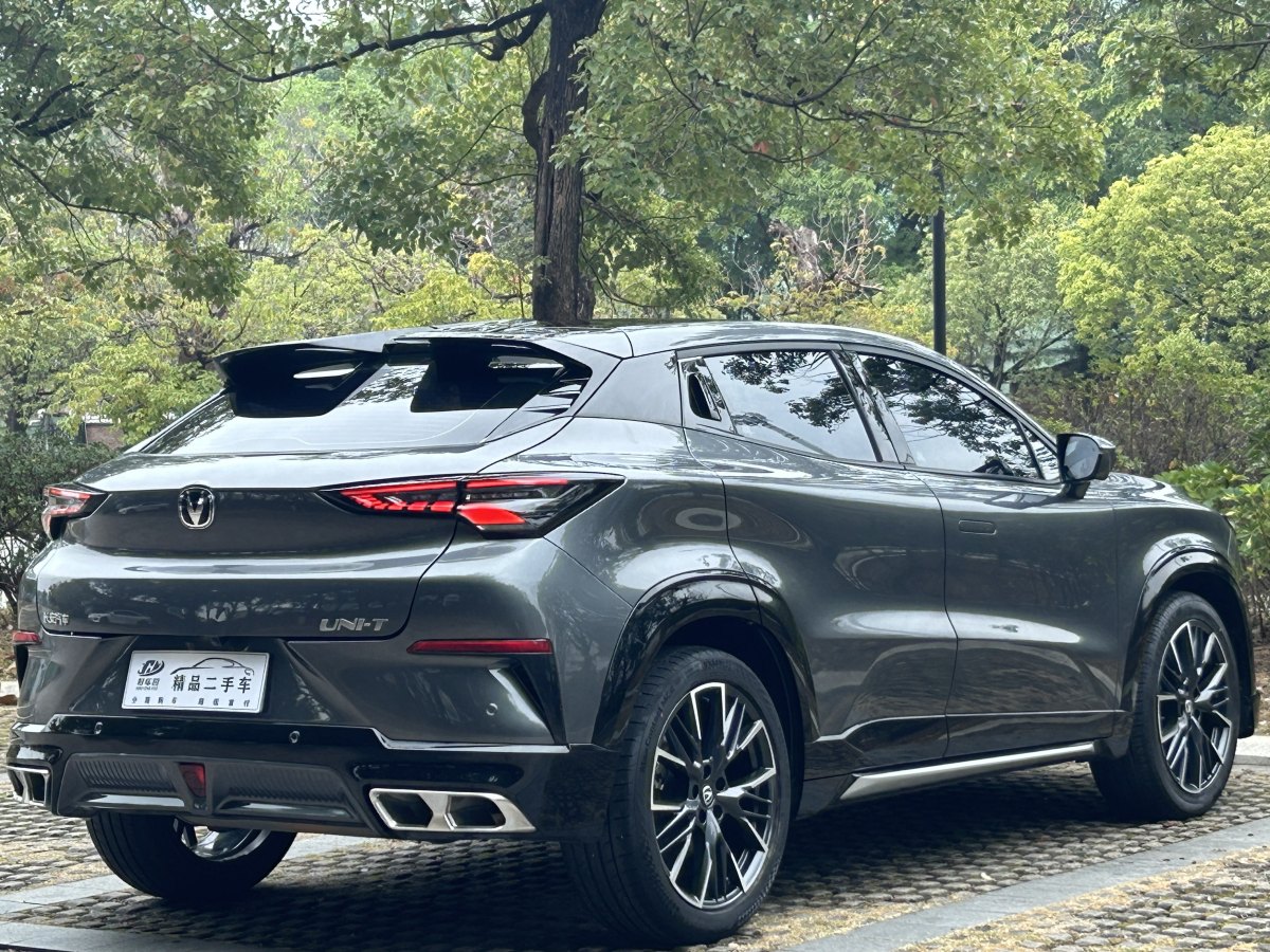 長(zhǎng)安 UNI-T  2023款 第二代 1.5T 尊享型圖片