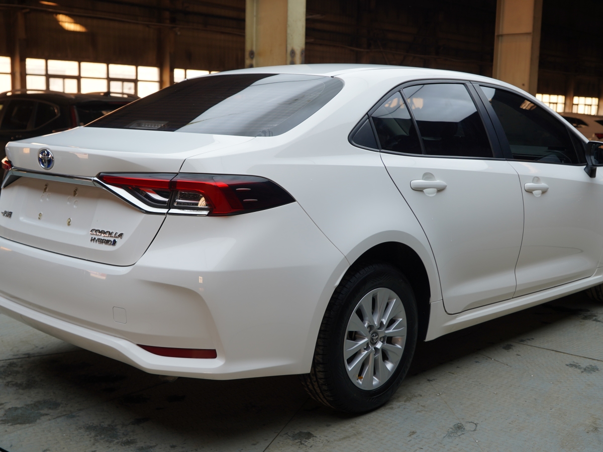 2021年7月豐田 卡羅拉  2021款 雙擎 1.8L E-CVT精英版
