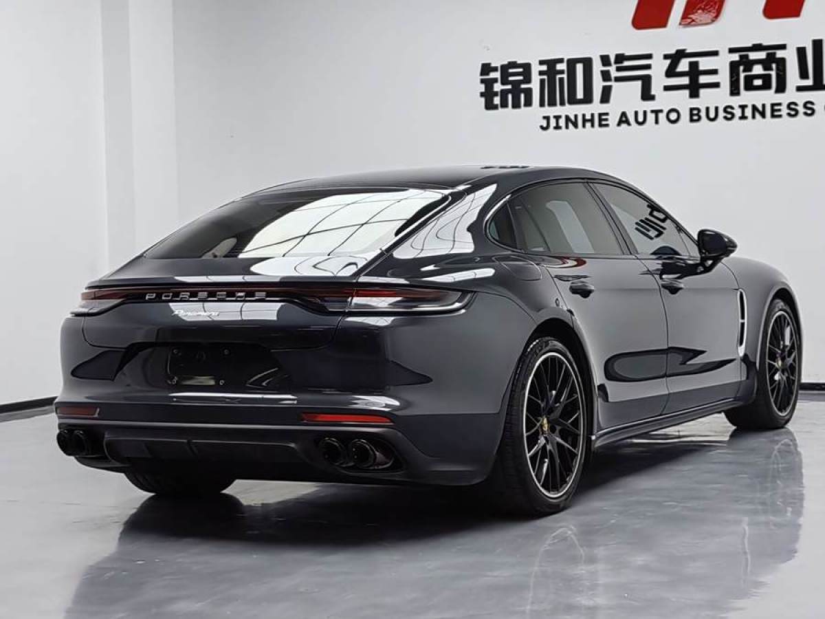 保時(shí)捷 Panamera  2022款 Panamera 4 行政加長(zhǎng)鉑金版 2.9T圖片