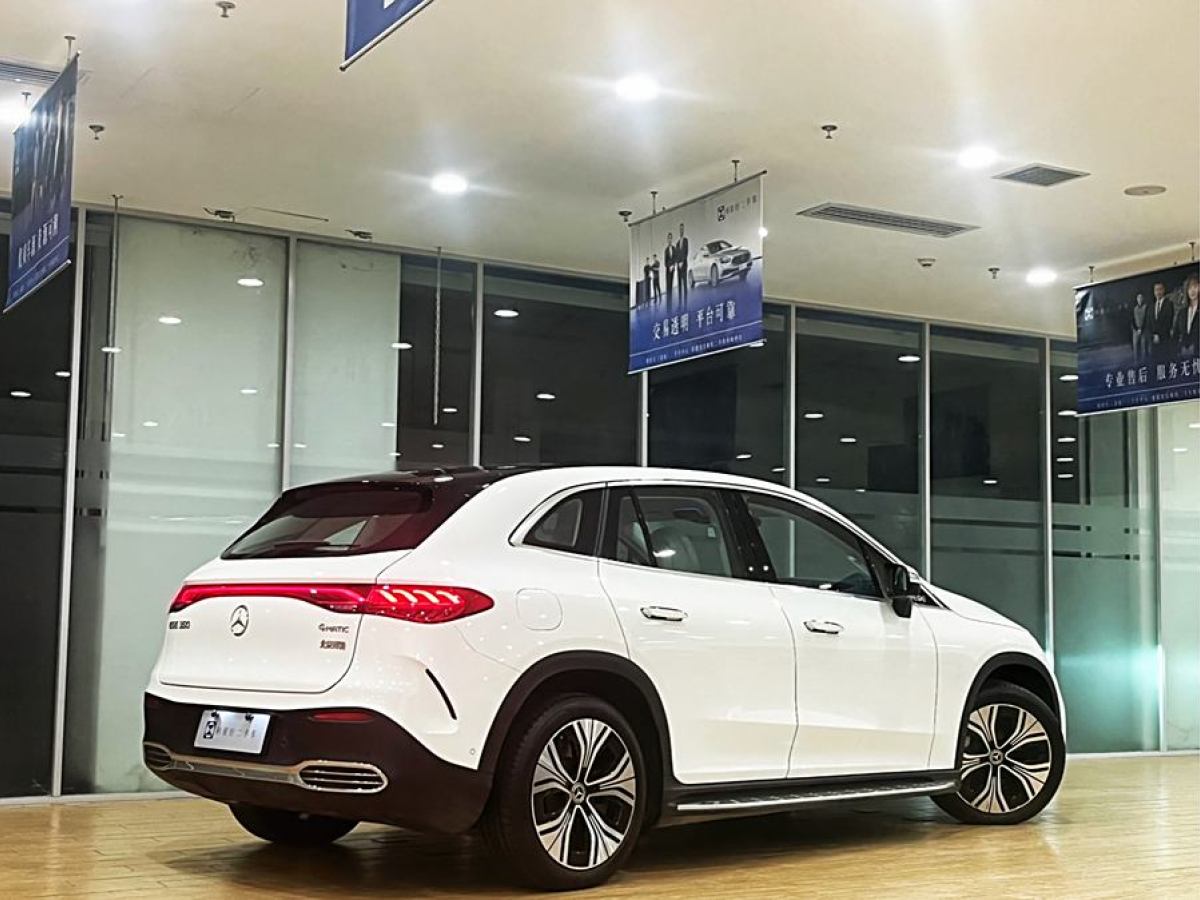 奔馳 奔馳EQE SUV  2023款 350 4MATIC 豪華版圖片