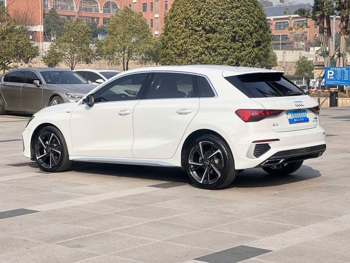 奧迪 奧迪A3  2022款 Sportback 35 TFSI 時(shí)尚運(yùn)動(dòng)型圖片