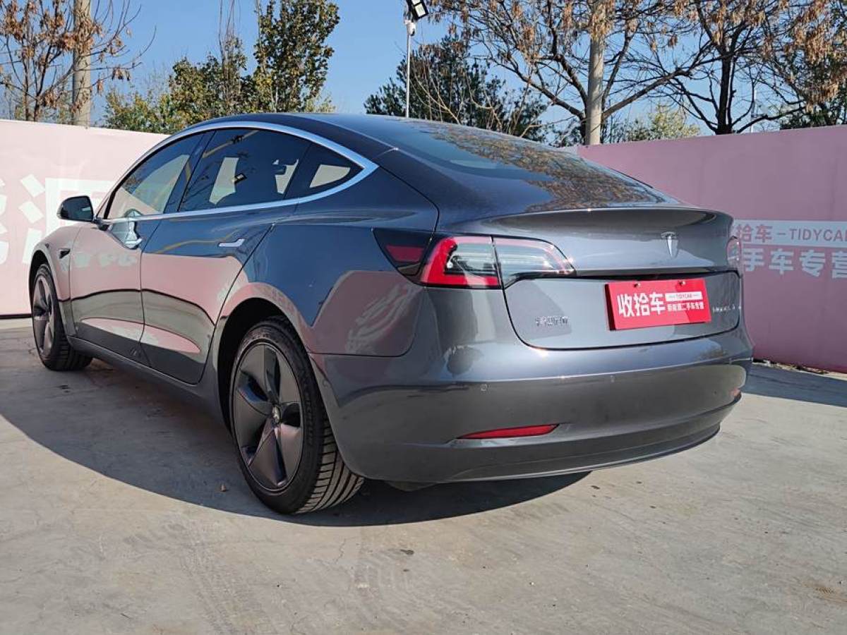 特斯拉 Model 3  2019款 標(biāo)準(zhǔn)續(xù)航后驅(qū)升級版圖片