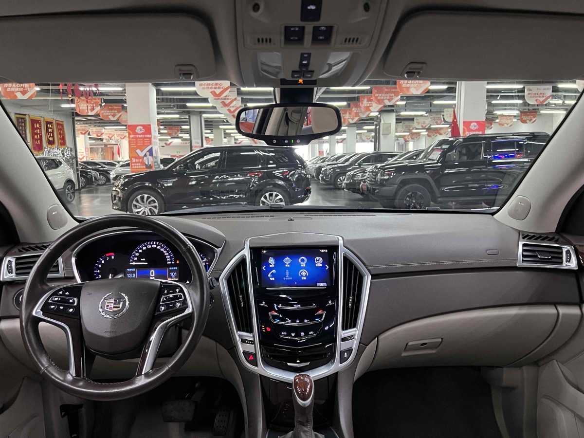2014年11月凱迪拉克 SRX  2014款 3.0L 精英型