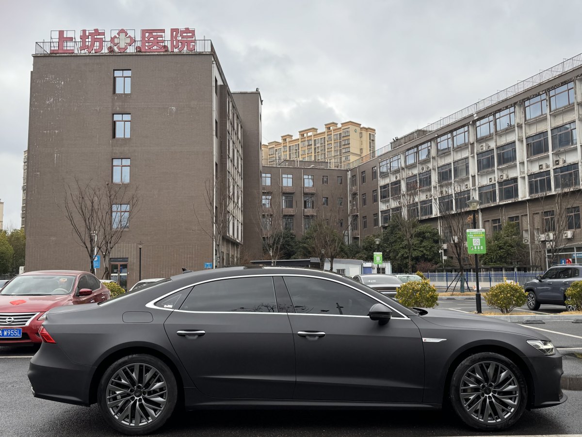 奧迪 奧迪A7L  2024款 45TFSI S-line 筑夢(mèng)型 流晶套裝圖片