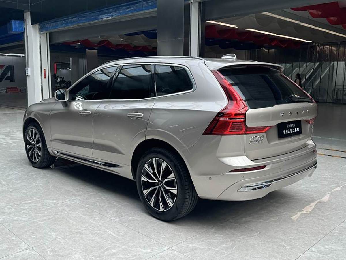 沃爾沃 XC60  2023款 B5 四驅智雅豪華版圖片