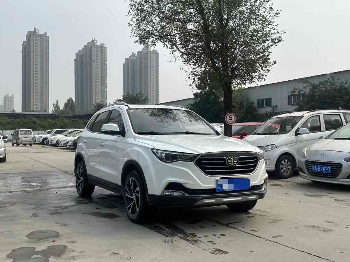 奔騰 X40  2019款 1.6L 手動(dòng)豪華型圖片