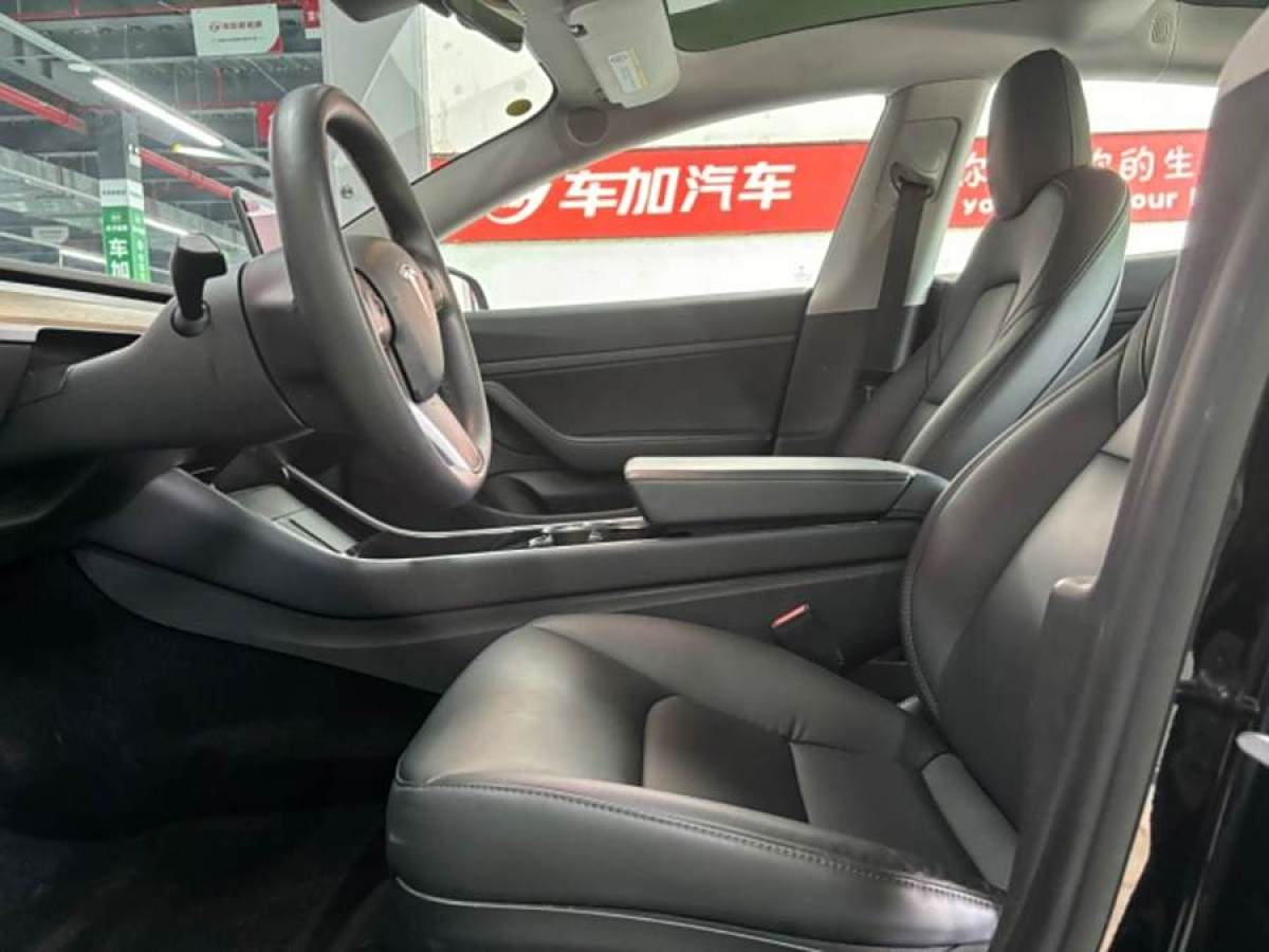 特斯拉 Model 3  2019款 標(biāo)準(zhǔn)續(xù)航后驅(qū)升級版圖片