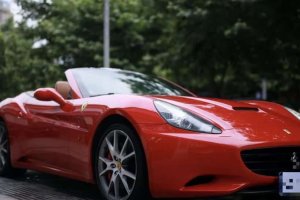 California T 法拉利 4.3L 標(biāo)準(zhǔn)型