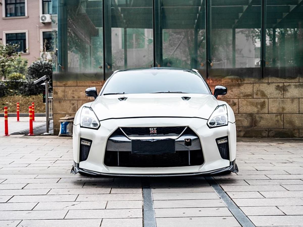 日產(chǎn) GT-R  2015款 3.8T 特別版圖片