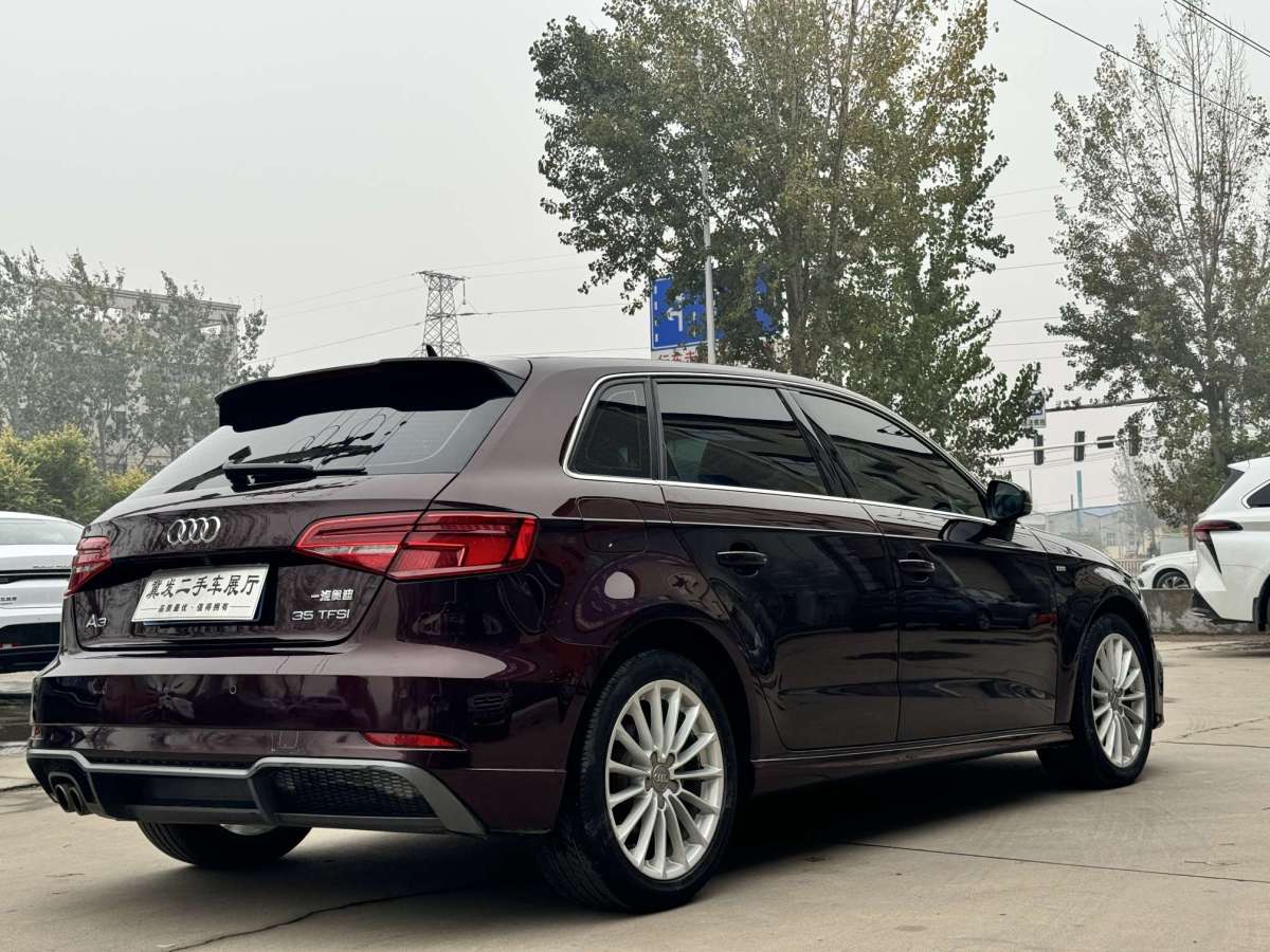 奧迪 奧迪A3  2018款 30周年年型 Sportback 35 TFSI 時尚型圖片